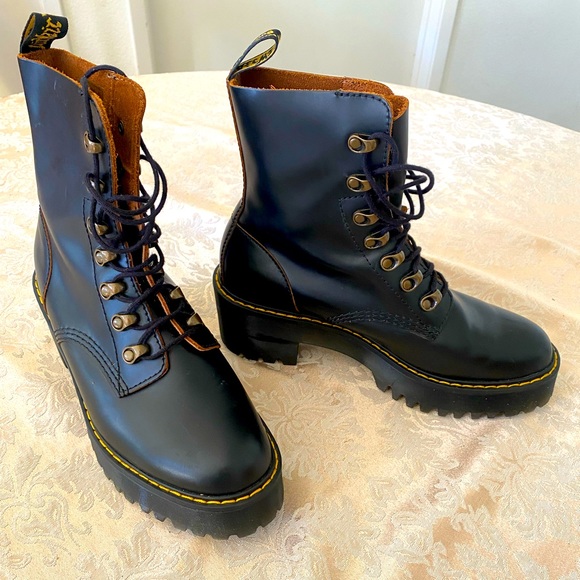 Dr. Martens Shoes - Leona Womens Vintage SmoothLeather Heeled Boots
